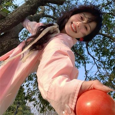阳光下的冰器